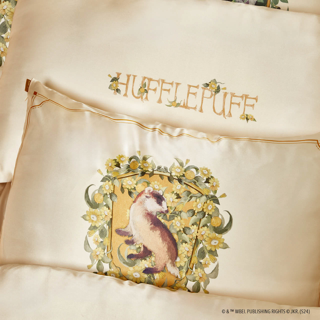 Kitsch x Harry Potter Satin Pillowcase - Hufflepuff